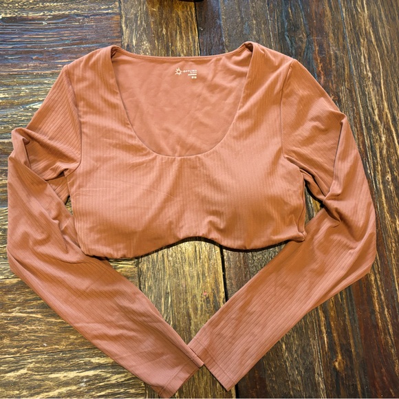 Aerie. Off-Line Super Cropped SZ. Medium - Picture 1 of 3